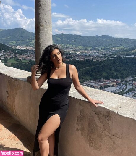 Jessica Marchi erotic model pics