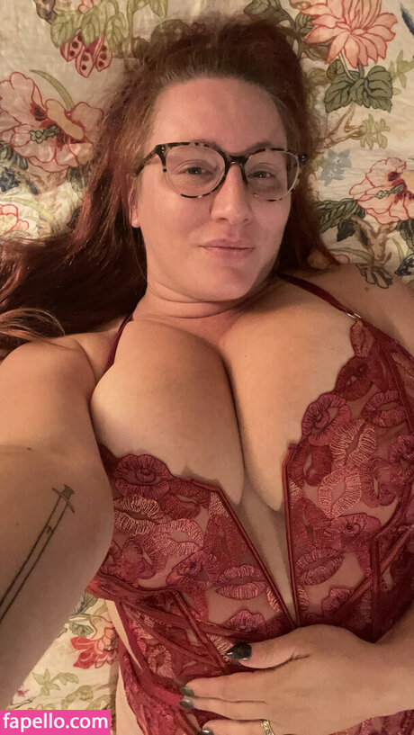 RefashionedHippie pornographic actress pic