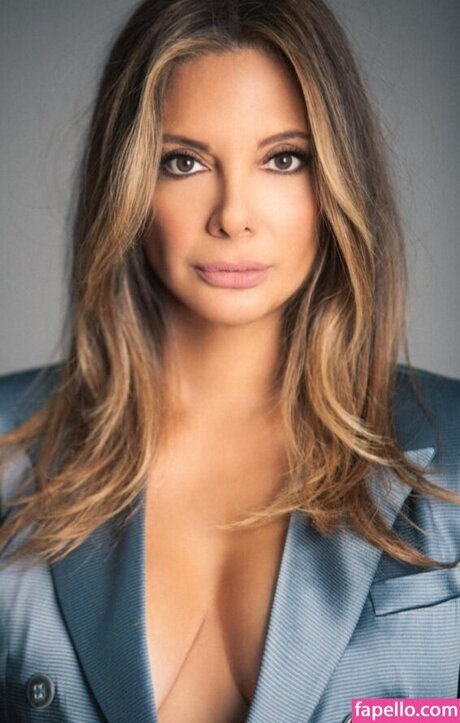 Alex Meneses beautiful star photos