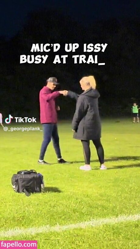 Issy Anderson model top photo