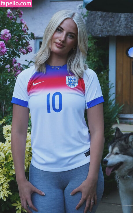 Issy Anderson nice model image