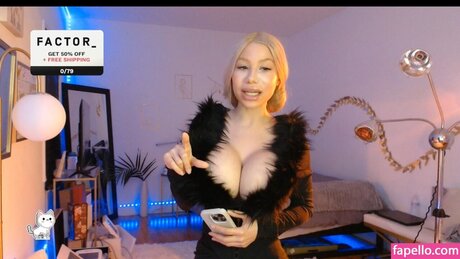 Hannah Capasso model pictures