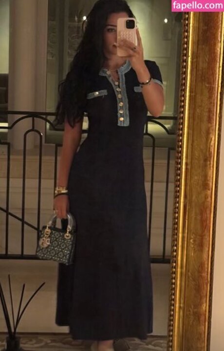 adolladola top actress photos