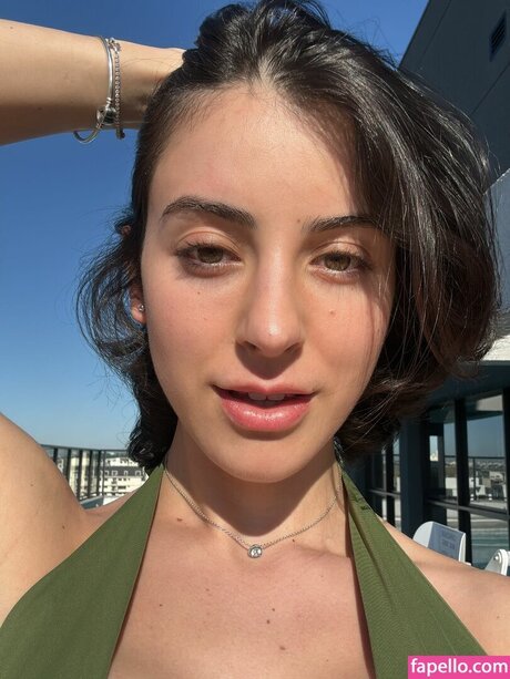 Zelonguinho hd pornstar image