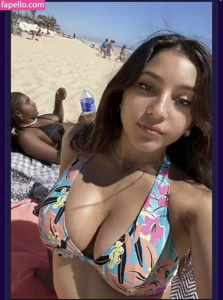 Nihad Sadat beautiful model picture