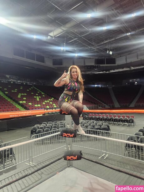 melaniehavok pornographic model image