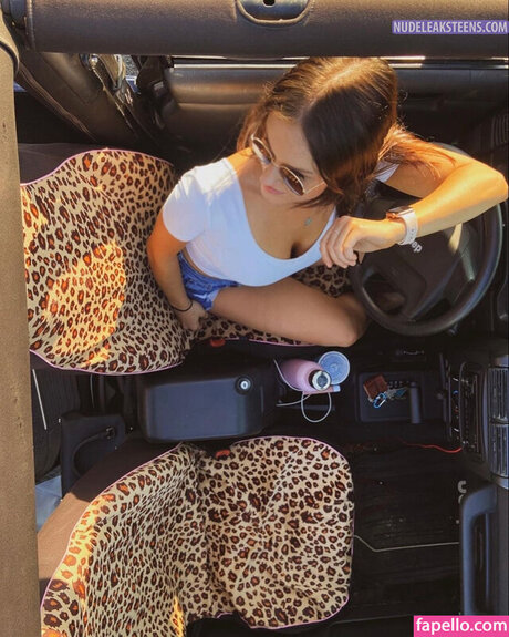 Leeana Houston pretty pornstar gallery