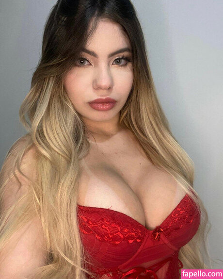 Hll amr naked pornstar archive