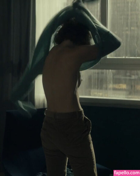 Renate Reinsve erotic pornstar img