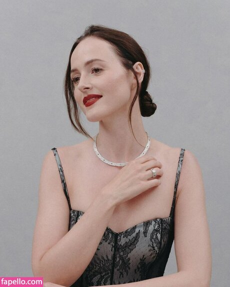 Renate Reinsve pornstar galleries