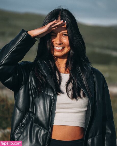 angadobo star sex pic