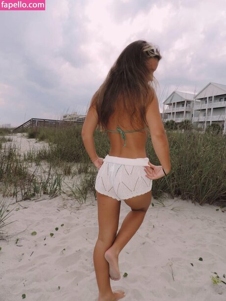 Sophia Sentner model adult photos