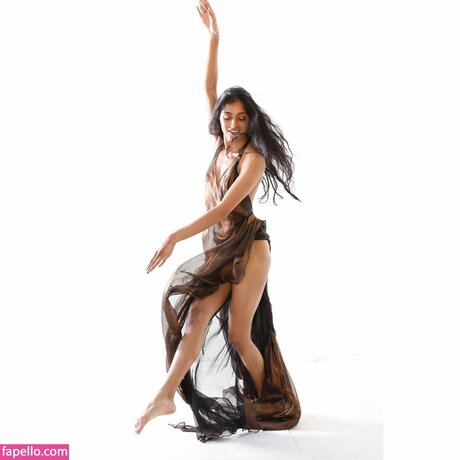 Aathira Rajeev hot model pictures