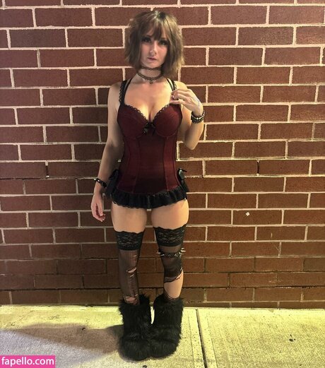 Trinity Manaj free model img