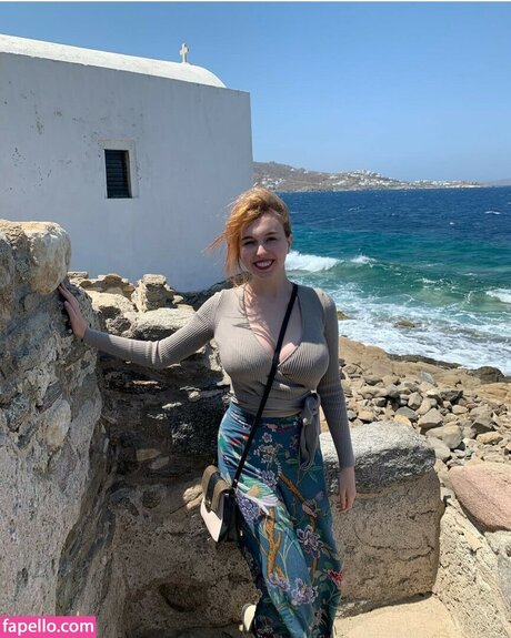 Serena Skybourne exclusive pornstar pictures