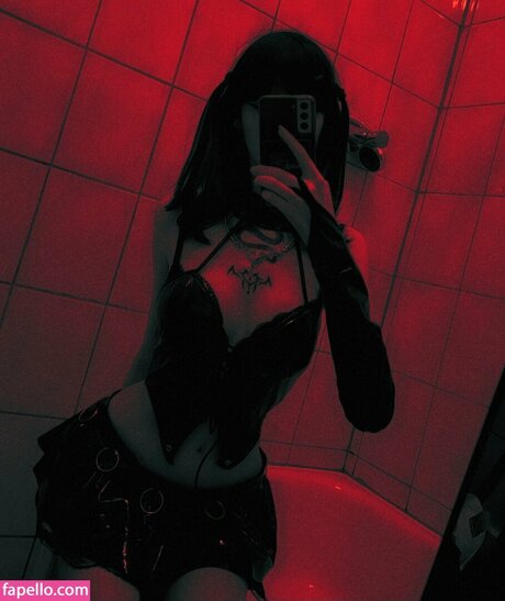 Sm0ltiddym0thgf star exclusive pictures