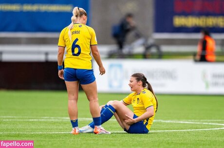 Julie Jorde star sexy pictures