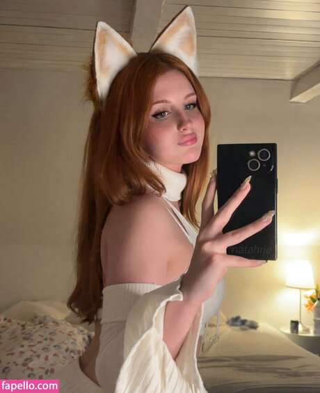 Natahrie model art pic