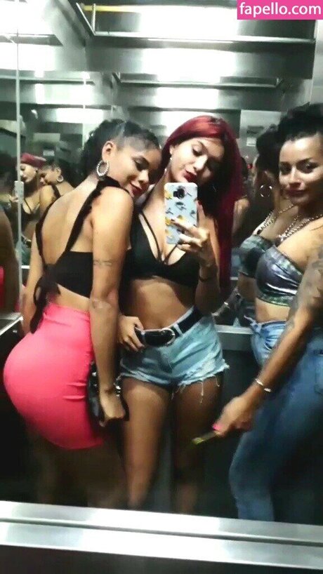 nerunchis art star galleries