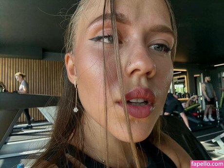 Dasha Grivina naked star pictures