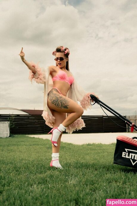 Dasha Grivina pornstar hot images