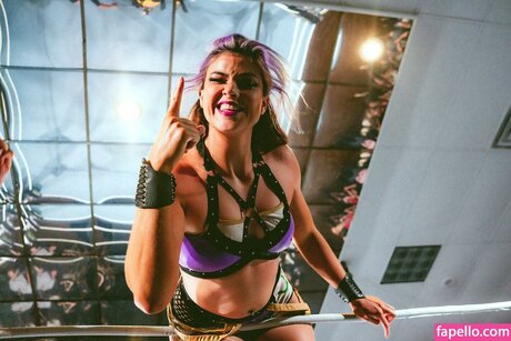 Lena Kross xxx actress img