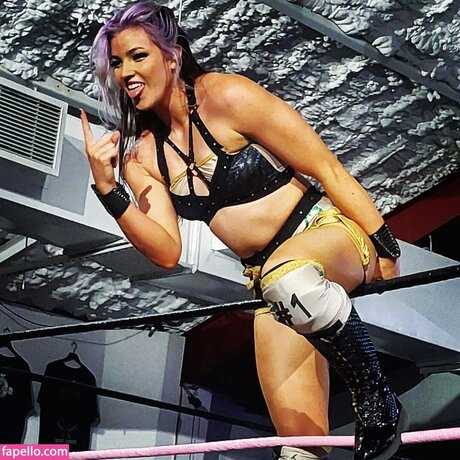 Lena Kross porn star image