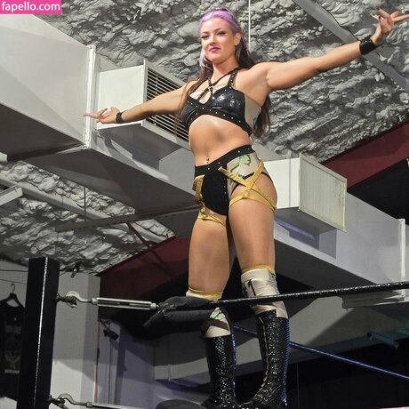 Lena Kross pornstar sexy archive