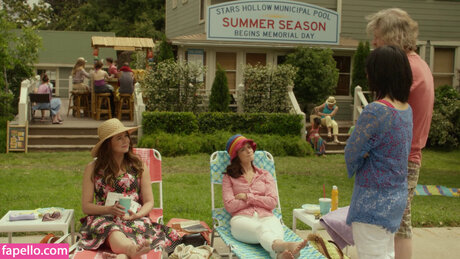 Alexis Bledel star art pics