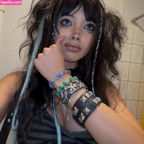 ka1bra model xxx pictures