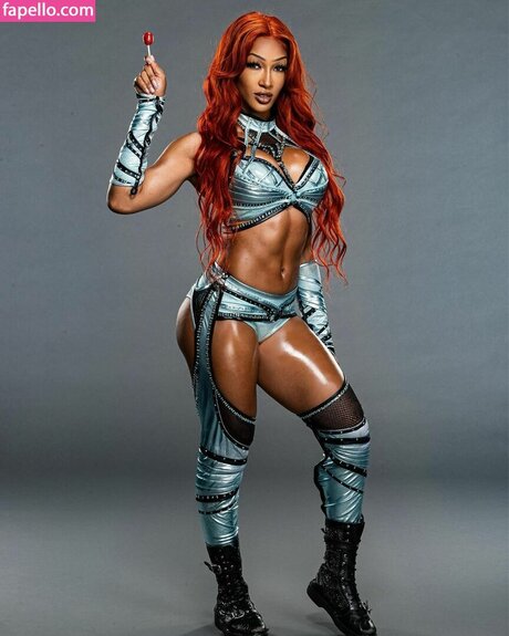 Mara Sade star nudes archive