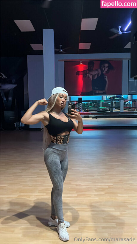 Mara Sade hot model archive