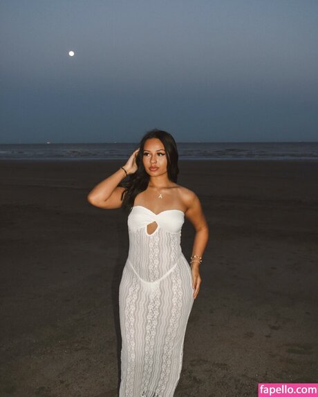 Aracelyanahiii pornstar pretty images