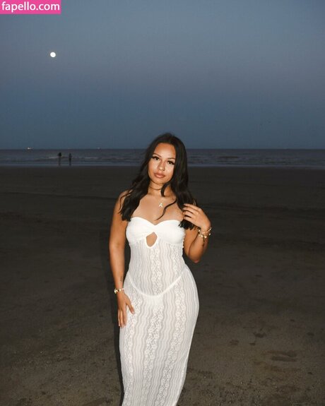 Aracelyanahiii pornstar perfect pics