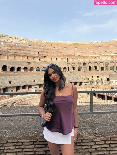 Ashika Thomas pretty model images