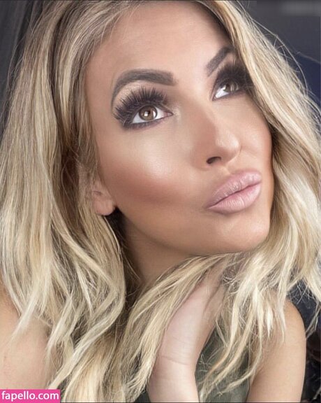 Gigi Dior Profile pic