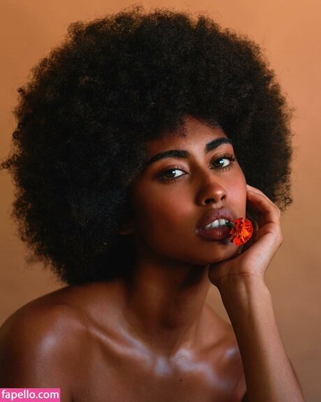 Jasmine Chola xxx pornstar img