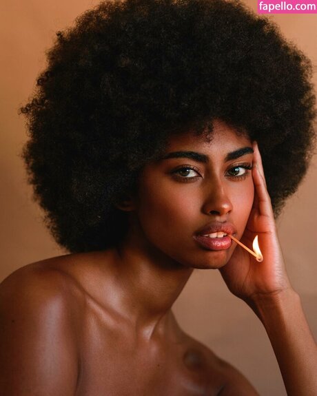 Jasmine Chola star adult picture