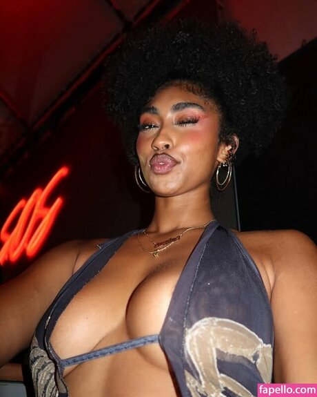 Jasmine Chola top actress image