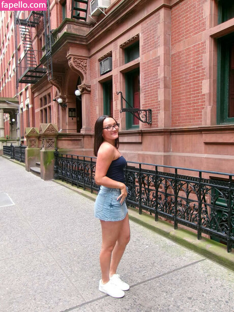 Izzy Moreno perfect pornstar pics