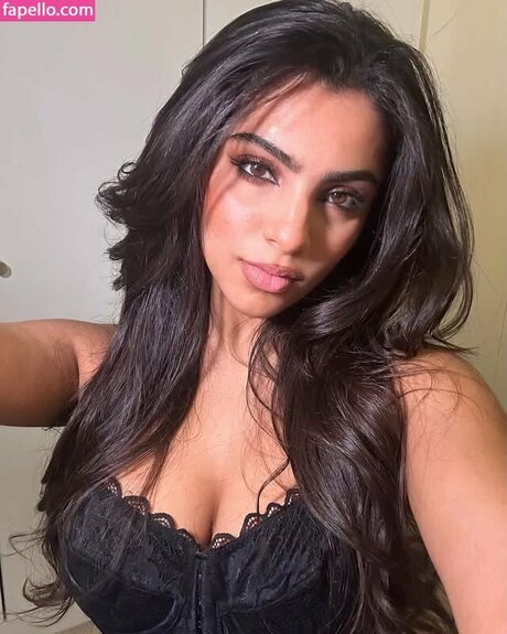 Jaya Thandi high quality model pictures