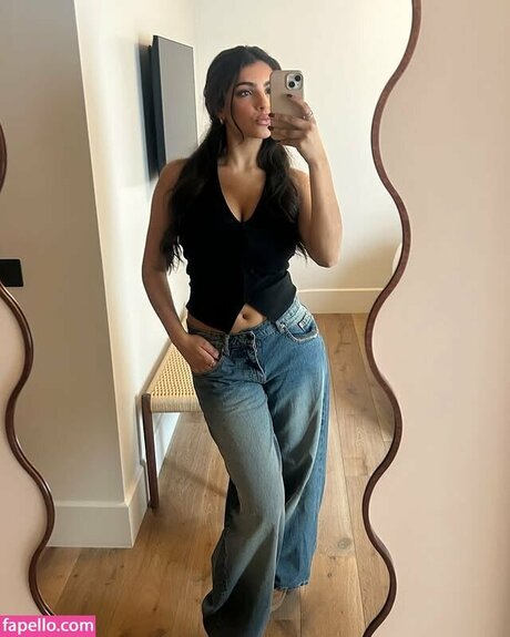 Jaya Thandi best pornstar images