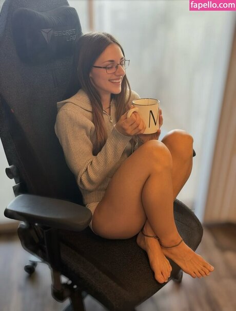 mazikeengme high quality pornstar picture