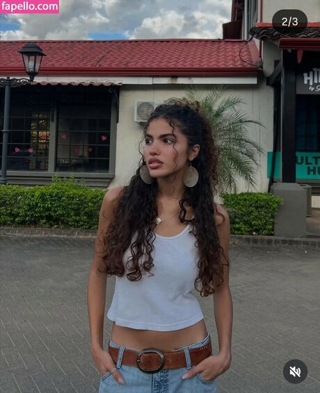 Keilani Lizbeth model perfect photo