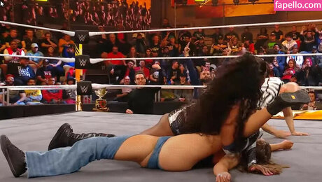 Wren Sinclair beautiful actress pic