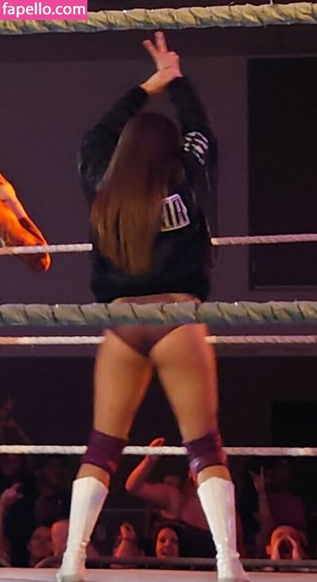 Wren Sinclair actress photos