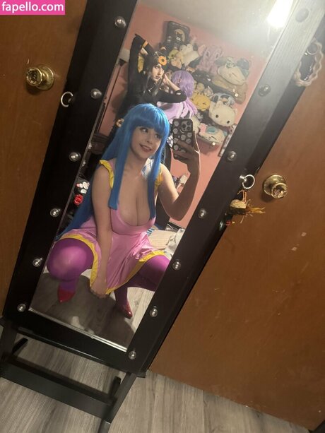 Saltedfishcakes model naked img