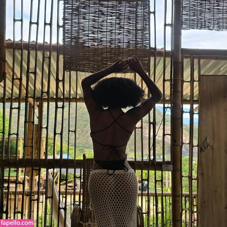 Jessica Nahomy perfect model img