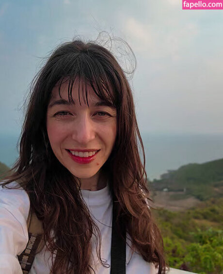 Ersties nudes actress galleries