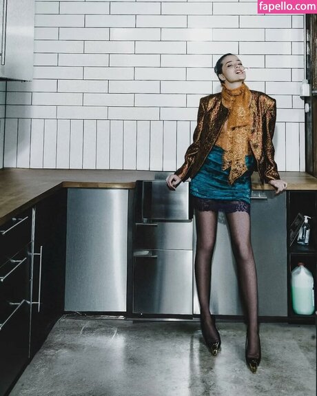 Blanca Soler nude pornstar pictures